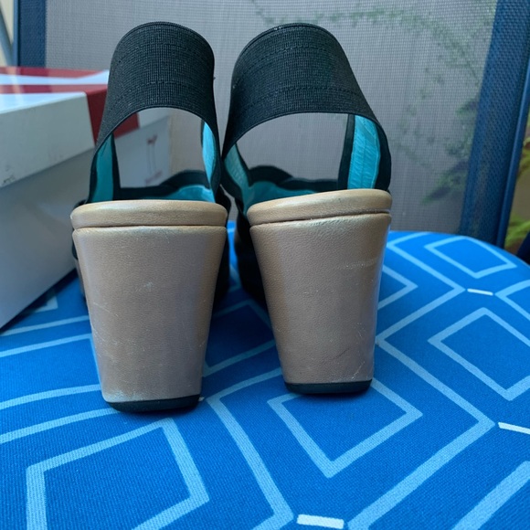 Thierry Rabotin Capretti Peep Toe wedge 7.5 (37.5) - Picture 2 of 9